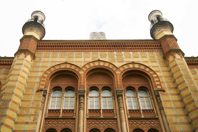 Private Walking Tour in The Jewish District Budapest - Price and what you actually get for $228.29 per person