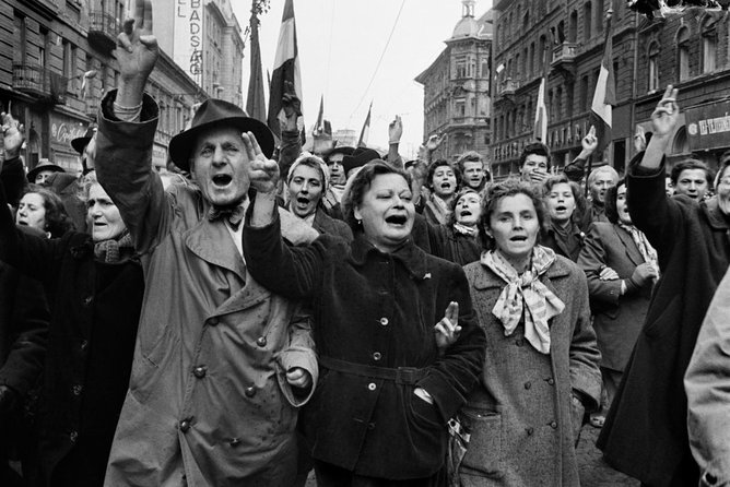 Rise Against the Soviet: The 1956 Revolution - Private Tour - Setting off from Kossuth Lajos Square, where demonstrations turned deadly