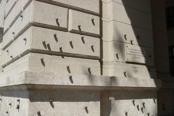 Rise Against the Soviet: The 1956 Revolution - Private Tour - Radio Budapest: the fight zone and the plea for international help