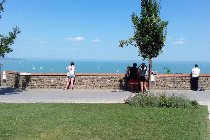 See the Hungarian Sea: Lake Balaton - Balatonfüred and the nostalgia train, more than just a photo stop