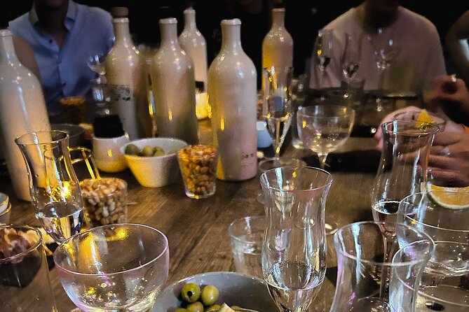 Solo Spirits Lavender Gin Experience - Organic lavender and botanicals, why it changes the drink