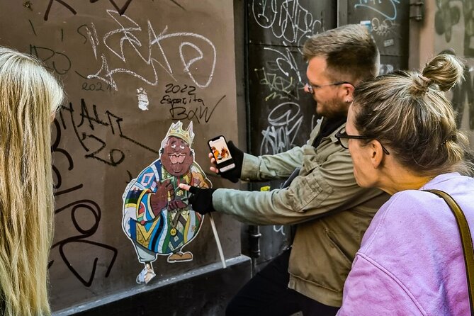 Street Art and Alternative Tour in Budapest - Telep-Art GalériaBudapest Start: Where the Walls Begin Talking
