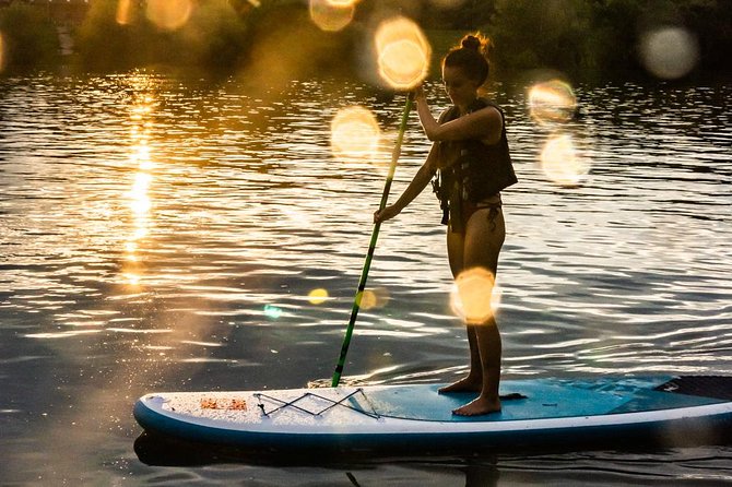 SUP Budapest: Sunset tour - The route: from fresher air out of town to Parliament in the last stretch