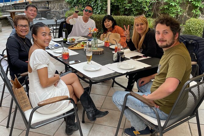 Szentendre Daytrip (Artists' Village) small group - Meeting at Batthyány tér and Getting to Town by Train