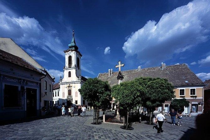 SzentEndre-SaintAndrew City Privately Shopping and Picturesque - Roman Beach on the Danube: where the locals actually relax