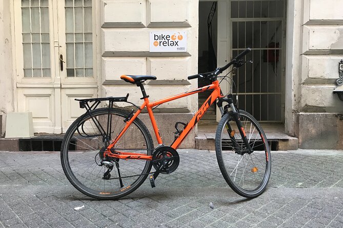 Szentendre: Self-guided Bicycle Tour with optional boat transfer - Szentendre’s Mediterranean mood, park by the river and wander