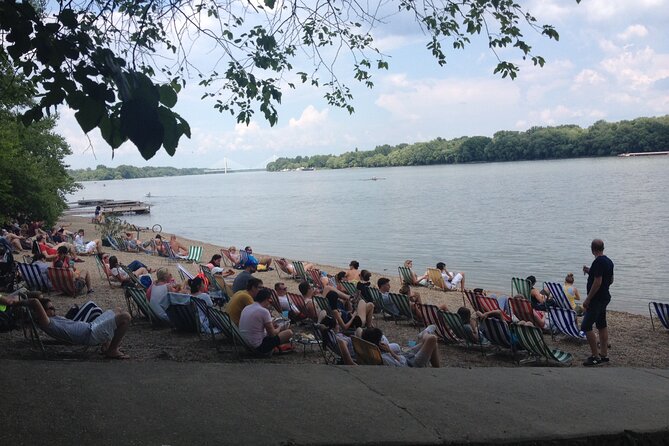 Szentendre: Self-guided Bicycle Tour with optional boat transfer - Return to Budapest: weekend boat, or HEV train any day