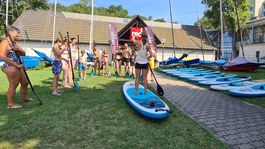 Tihany: SUP Course and Tour at Lake Balaton - Your independent SUP tour into the National Park area