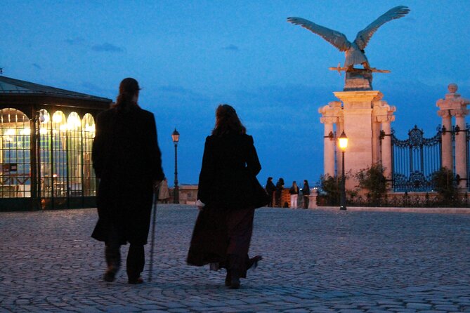 True Crime Walking Tour in the Buda Castle district - What to Bring: Weather Gear Matters, Even for Short Stops
