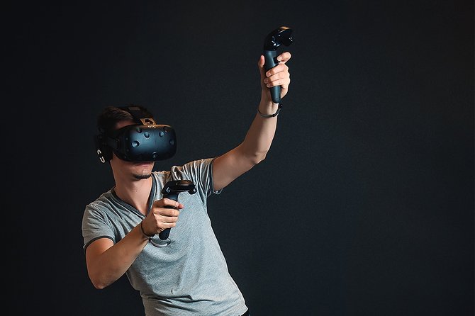 VR experience at PlayVR - Your 1 hour 20 minutes, how the time usually feels
