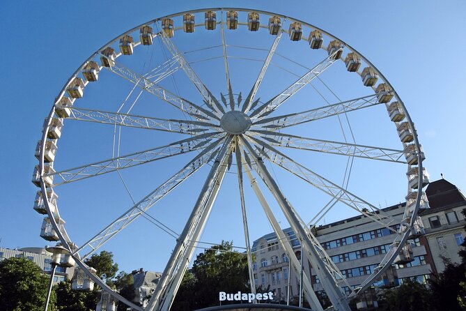 Walking Tour Budapest incl. the Shoes on the Danube Bank - Parliament Building views and the end point you can use later