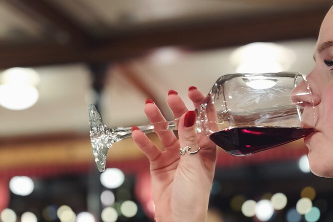 Wine & Food Tasting Cruise on the Danube - Seven Hungarian wines: how the tasting experience usually works